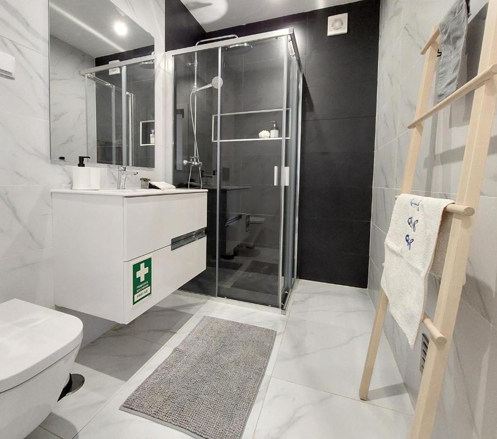 Apartamento Flow Living, Com Piscina, Em 奥良 外观 照片